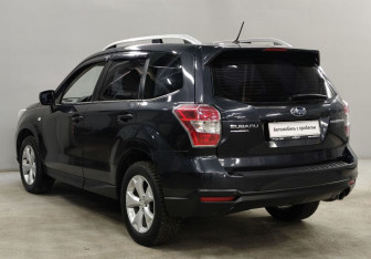 Подержанный автомобиль Subaru Forester Suv 2014 года (7 фото)
