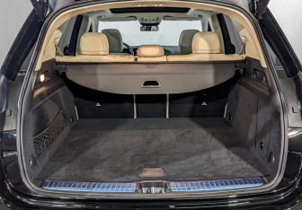 Подержанный автомобиль Mercedes-Benz GLE 2023 года (10 фото)