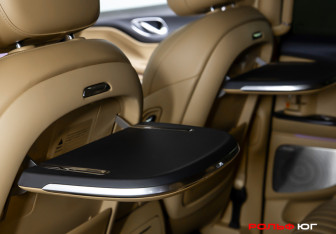 Подержанный автомобиль Voyah Dream 2023 года (14 фото)