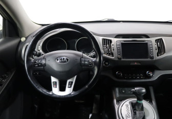 Подержанный автомобиль Kia Sportage 2014 года (15 фото)