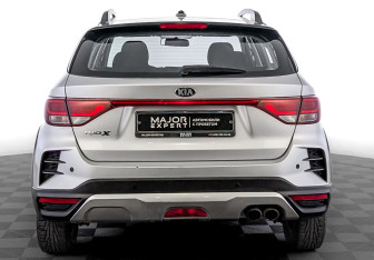 Подержанный автомобиль Kia Rio Hatchback 2021 года (6 фото)