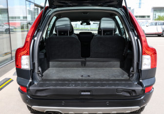 Подержанный автомобиль Volvo XC90 2013 года (11 фото)