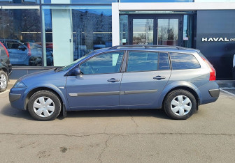 Подержанный автомобиль Renault Megane Wagon 2006 года (8 фото)
