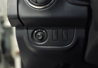 Подержанный автомобиль Renault Sandero 2021 года (16 фото)