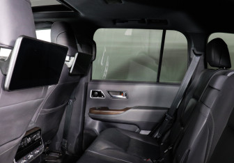 Подержанный автомобиль Toyota Land Cruiser Suv 2023 года (12 фото)