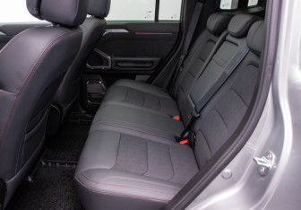 Подержанный автомобиль Jetour T2 2023 года (11 фото)