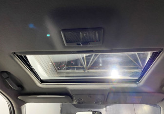 Подержанный автомобиль Suzuki Grand Vitara 2007 года (16 фото)