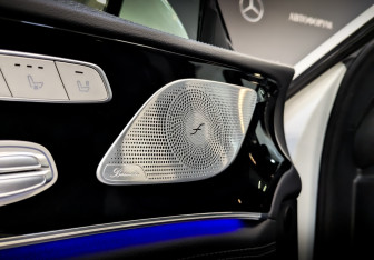 Подержанный автомобиль Mercedes-Benz AMG GT Liftback 2021 года (26 фото)