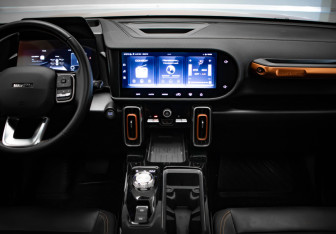 Подержанный автомобиль Haval Dargo 2024 года (18 фото)