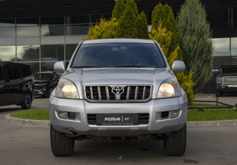Подержанный автомобиль Toyota Land Cruiser Prado 2008 года (2 фото)