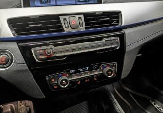 Подержанный автомобиль BMW X2 2021 года (28 фото)