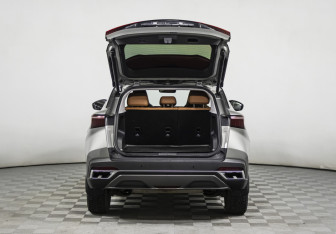 Подержанный автомобиль Omoda C5 2023 года (22 фото)