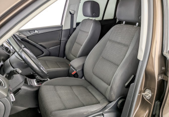 Подержанный автомобиль Volkswagen Tiguan 2016 года (20 фото)