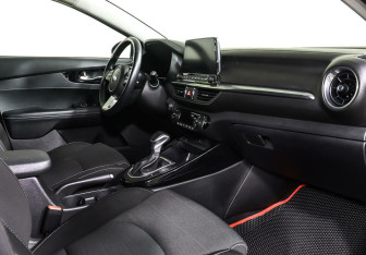 Подержанный автомобиль Kia Cerato Sedan 2020 года (8 фото)