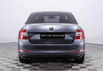 Подержанный автомобиль Skoda Octavia Liftback 2014 года (4 фото)