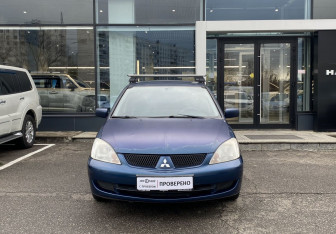 Подержанный автомобиль Mitsubishi Lancer Sedan 2007 года (2 фото)