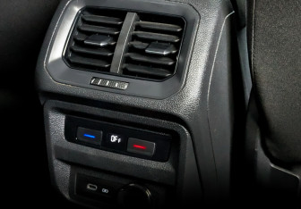 Подержанный автомобиль Volkswagen Tiguan 2021 года (28 фото)