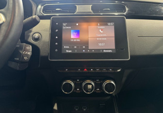 Подержанный автомобиль Renault Arkana 2019 года (16 фото)