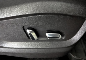 Подержанный автомобиль Exeed LX 2022 года (29 фото)