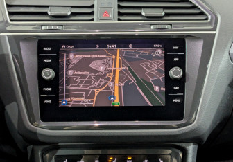 Подержанный автомобиль Volkswagen Tiguan 2021 года (27 фото)