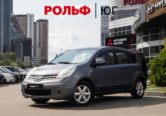 Подержанный автомобиль Nissan Note 2008 года (1 фото)