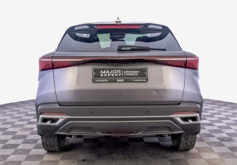 Подержанный автомобиль Omoda C5 2024 года (6 фото)