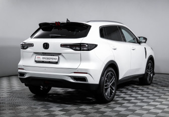Подержанный автомобиль Changan UNI-S 2024 года (5 фото)