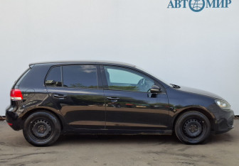 Подержанный автомобиль Volkswagen Golf Hatchback 2012 года (4 фото)