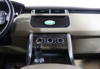 Подержанный автомобиль Land Rover Range Rover Sport 2017 года (14 фото)