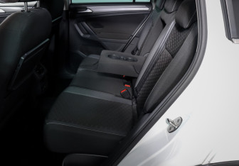 Подержанный автомобиль Volkswagen Tiguan 2018 года (10 фото)