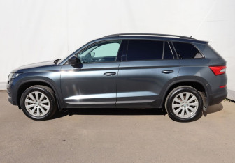 Подержанный автомобиль Skoda Kodiaq 2017 года (8 фото)