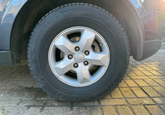 Подержанный автомобиль SsangYong Kyron 2013 года (13 фото)