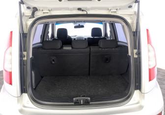 Подержанный автомобиль Kia Soul 2012 года (12 фото)