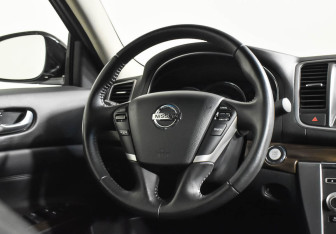 Подержанный автомобиль Nissan Teana 2013 года (12 фото)