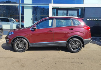 Подержанный автомобиль Chery Tiggo 5 2017 года (8 фото)