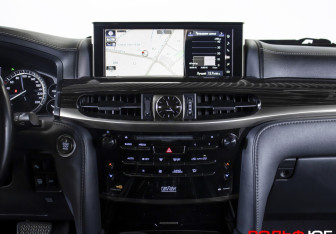 Подержанный автомобиль Lexus LX 2021 года (19 фото)