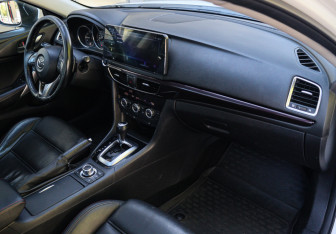 Подержанный автомобиль Mazda 6 Sedan 2013 года (10 фото)