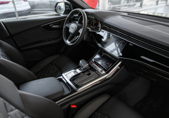 Новый Audi SQ8 2025 (46 фото)