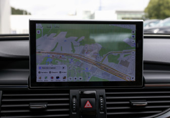 Подержанный автомобиль Audi A6 Sedan 2013 года (17 фото)