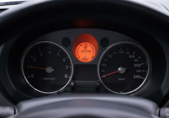 Подержанный автомобиль Nissan X-Trail 2008 года (12 фото)