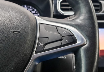 Подержанный автомобиль Renault Arkana 2019 года (25 фото)