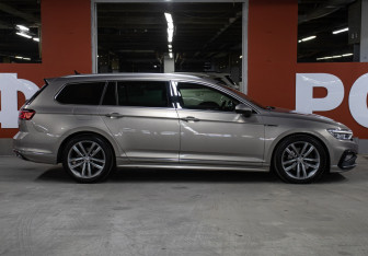Подержанный автомобиль Volkswagen Passat Wagon 2019 года (4 фото)