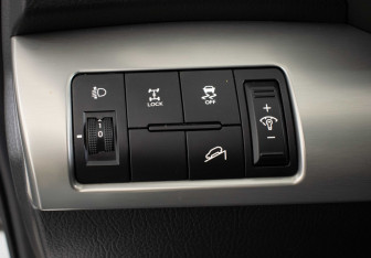 Подержанный автомобиль Kia Sorento 2011 года (15 фото)