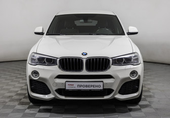 Подержанный автомобиль BMW X4 2017 года (2 фото)