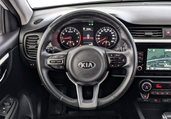 Подержанный автомобиль Kia Rio Hatchback 2021 года (22 фото)