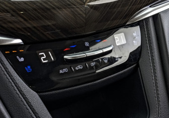 Подержанный автомобиль Cadillac XT6 2020 года (28 фото)