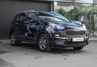 Подержанный автомобиль Kia Sportage 2020 года (3 фото)