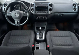Подержанный автомобиль Volkswagen Tiguan 2014 года (11 фото)