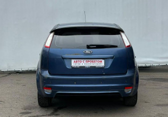 Подержанный автомобиль Ford Focus Hatchback 2006 года (5 фото)