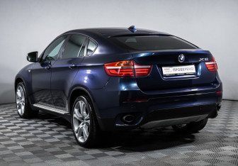 Подержанный автомобиль BMW X6 2013 года (7 фото)